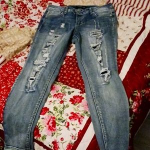 Not twenty-one black 7/8 capris